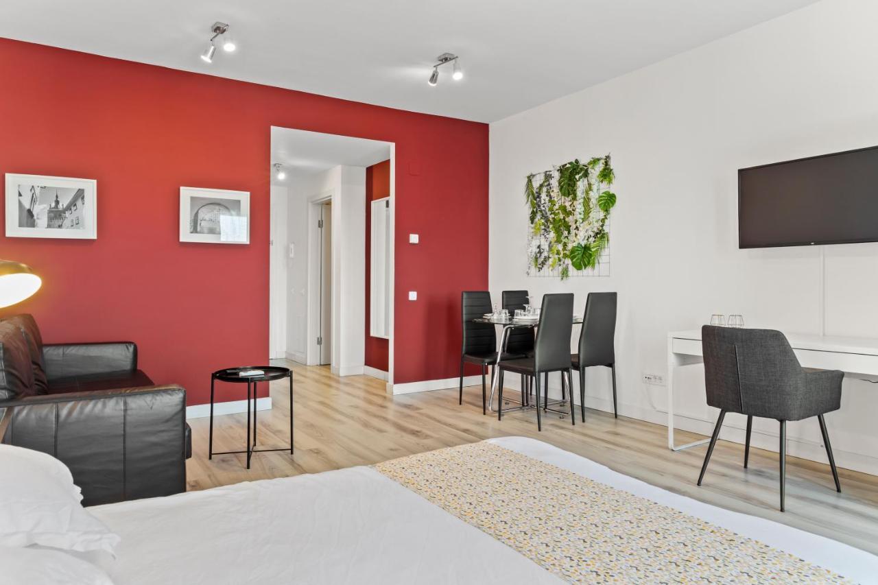 Apartamento Aquarius: Upscale Flat In The Heart Of Bucharest! Exterior foto