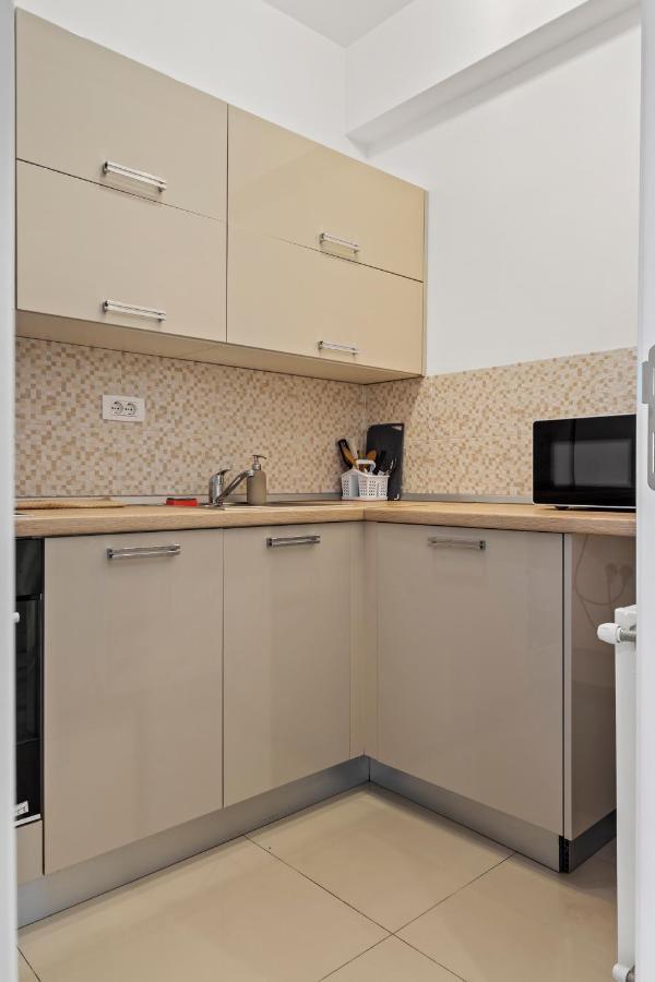 Apartamento Aquarius: Upscale Flat In The Heart Of Bucharest! Exterior foto