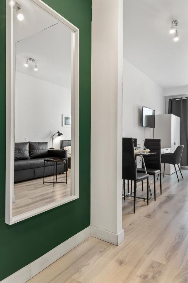 Apartamento Aquarius: Upscale Flat In The Heart Of Bucharest! Exterior foto
